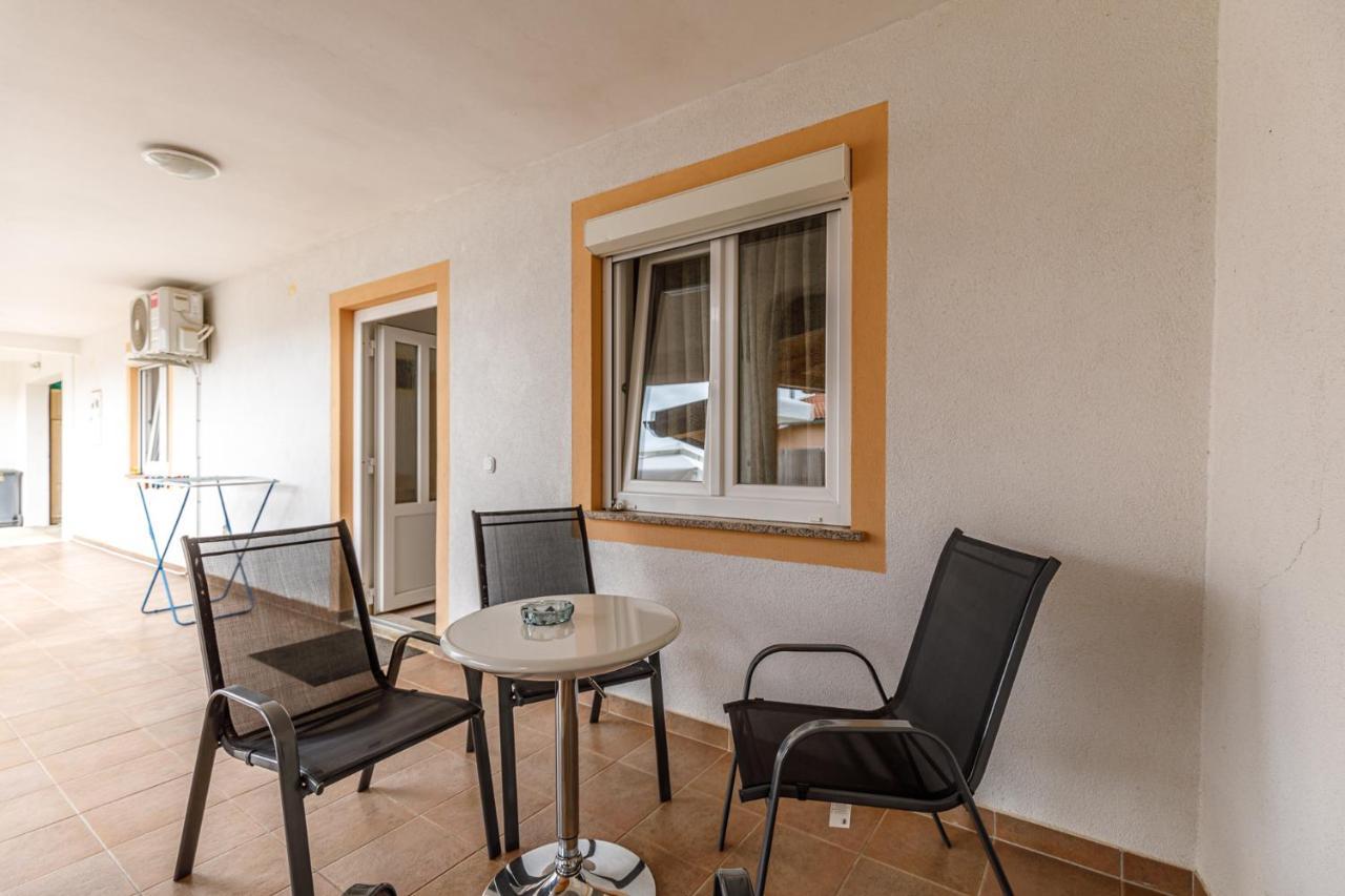 Ferienhaus Sascha In Пореч Екстериор снимка